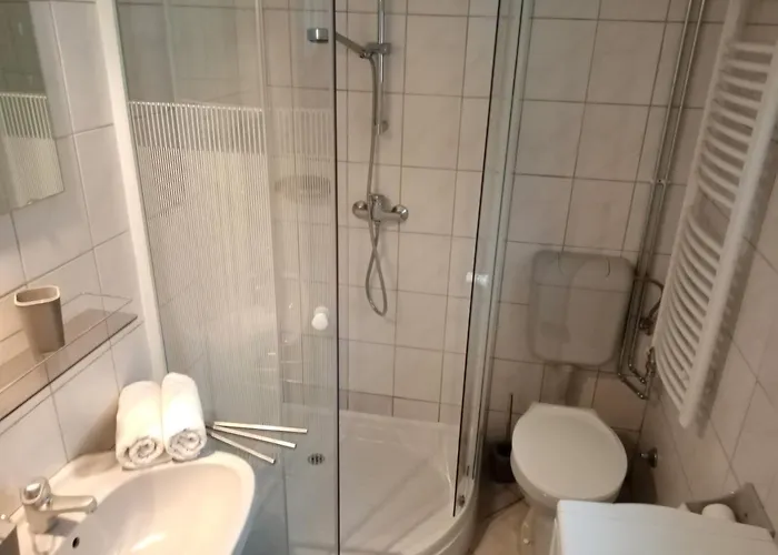 Eoetvoes Nyaralo Case de vacanță Siófok